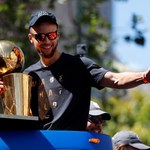 Liga NBA: Mistrzowska parada koszykarzy Golden State w Oakland