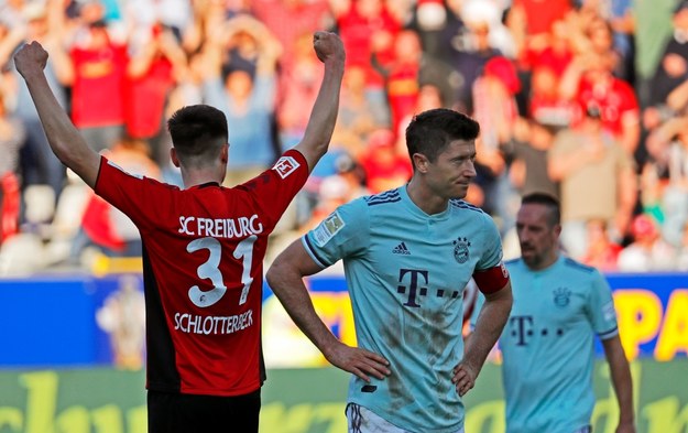 Liga niemiecka: Lewandowski strzela, a Bayern traci pozycję lidera /PAP/EPA