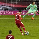 Liga niemiecka: Lewandowski zachwyca. Strzelił trzy gole w wygranym meczu z BVB