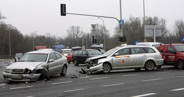 Likwidacja szkody to najczęściej droga przez mękę... /Dariusz Borowicz /Reporter