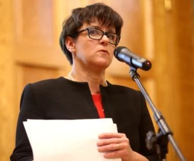 Likwidacja szkół w Polsce. Apel Kluzik-Rostkowskiej
