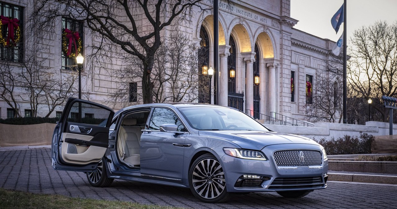 Lincoln Continental Coach Edition /Lincoln