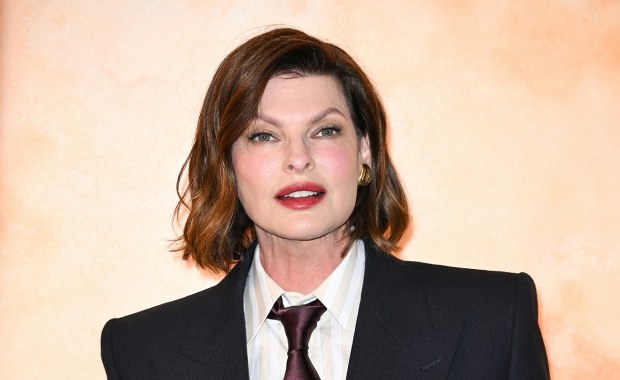 Linda Evangelista: Wciąż nie mogę patrzeć w lustro