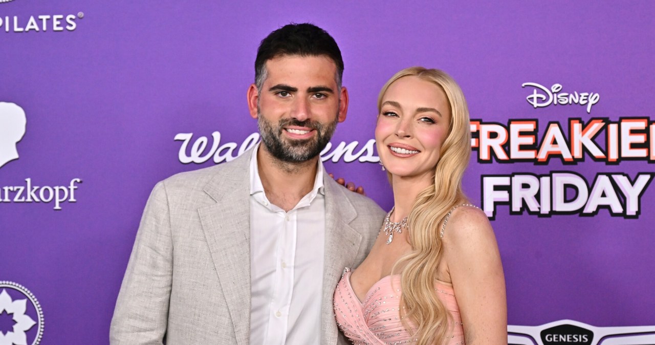 Lindsay Lohan z mężem na premierze filmu "Zakręcony piątek 2" /Rex Features /East News