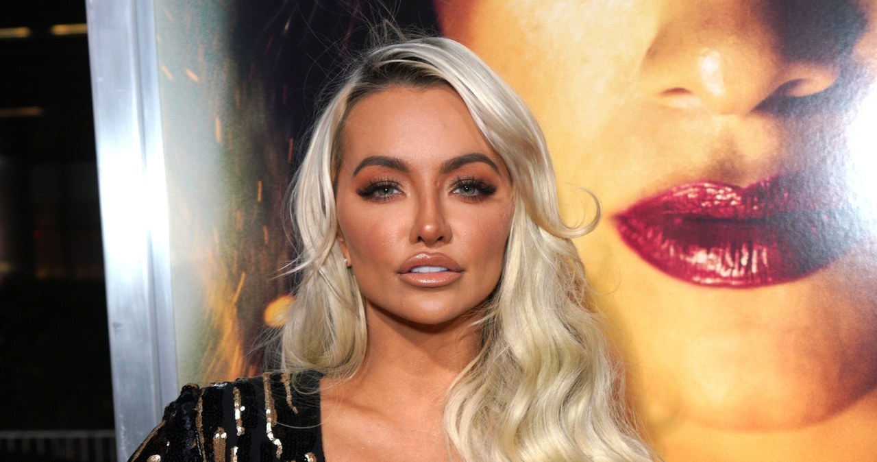 Lindsey Pelas /JC Olivera /Getty Images