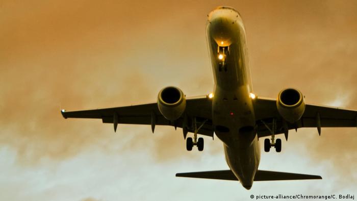 Linie zapłacą za odwołane loty /picture-alliance/Chromorange/C. Bodlaj /Deutsche Welle