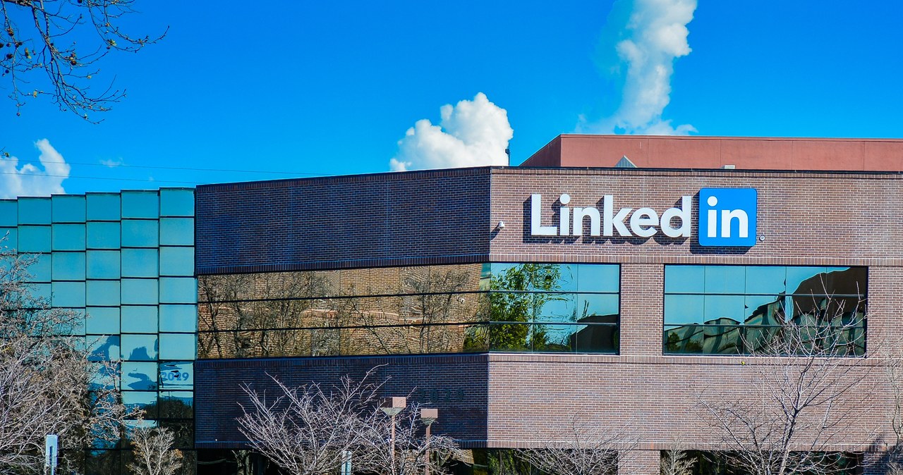 LinkedIn zapowiedział drugą w tym roku redukcję etatów. W październiku pracę straci blisko 670 pracowników. Na zdjęciu siedziba firmy w Kalifornii (USA) /123rf.com /123RF/PICSEL