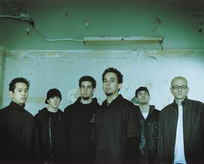 Linkin Park (Chester Bennington z prawej) /