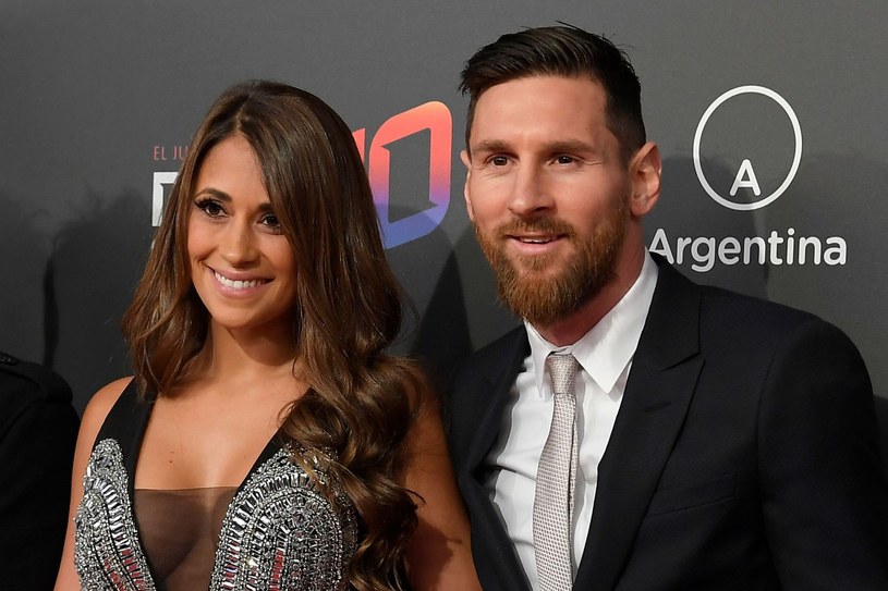 Lionel Messi i jego żona Antonella Roccuzzo /AFP