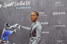 Lionel Messi i Lewis Hamilton oraz Simone Biles z nagrodą Laureus