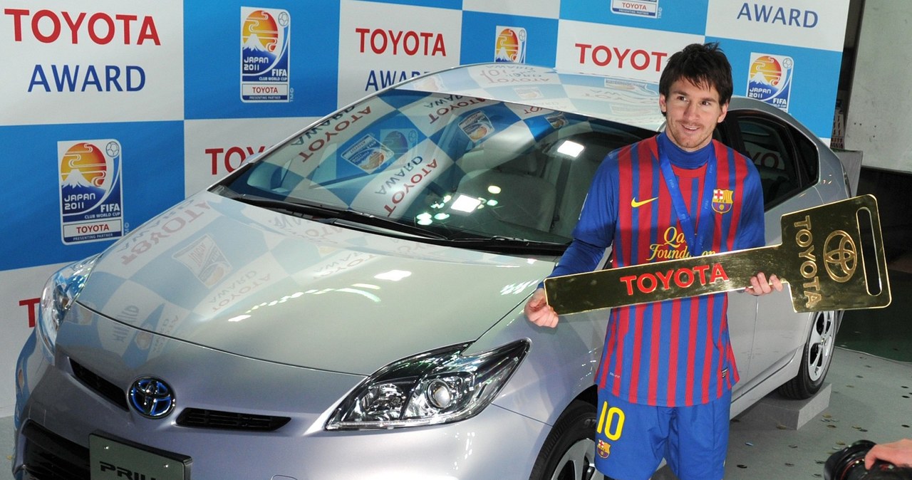 Lionel Messi i Toyota Prius /AFP