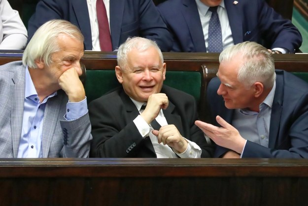 Lipiec 2019. Ryszard Terlecki, Jarosław Kaczyński i Jarosław Gowin / 	Tomasz Gzell    /PAP