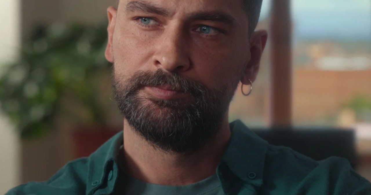 "Listy z przeszłości" - gwiazdor "Zakazanego owocu" w tureckim hicie Netflixa /Netflix /materiały prasowe