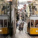 Lizbona zmniejsza czujność na pandemię