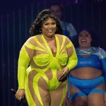 Lizzo w bikini śmiało eksponuje ciało. Fani: „Królowo, kochamy cię”