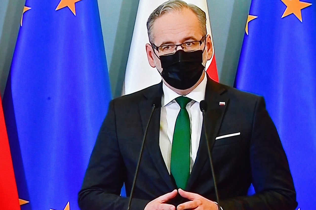 Lockdown w całej Polsce już od soboty [LISTA OBOSTRZEŃ] 