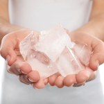 Lód, który nie topi się w temperaturze pokojowej? Naukowcy w szoku