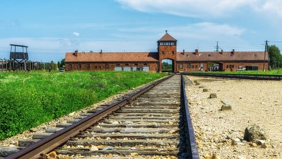 Lody obok byłego obozu koncentracyjnego. "Wstydliwy problem"