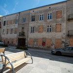 ​Łódź: Budynek ociepli... korek od wina