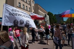 Łódź: Marsz dla Matek przeszedł ulicą Piotrkowską
