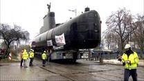 Łódź podwodna na ulicach Gdyni. ORP Sokół trafi do muzeum