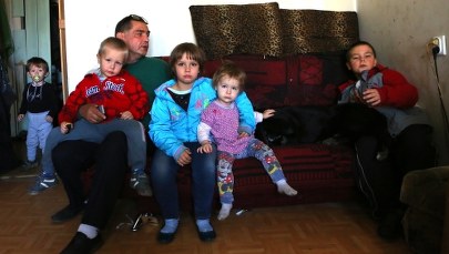 Łódź: Samotny ojciec miał stracić dzieci, bo jest biedny. Decyzja wstrzymana