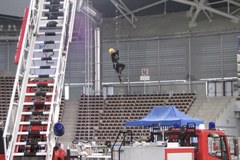 Łódź: Strażacy rywalizują na I Halowych Mistrzostwach