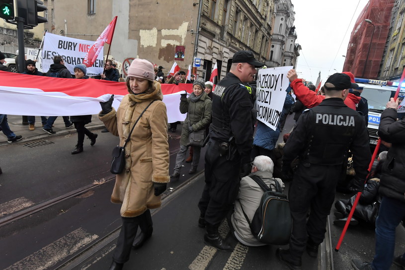 Łódzki Marsz Pamięci Żołnierzy Niezłomnych został zablokowany przez Obywateli RP /Grzegorz Michałowski /PAP