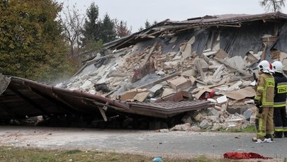 Łódzkie: Wybuch w domu, 81-latka została ranna