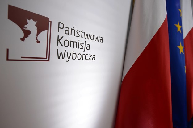 Logo Państwowej Komisji Wyborcze / 	Marcin Obara  /PAP