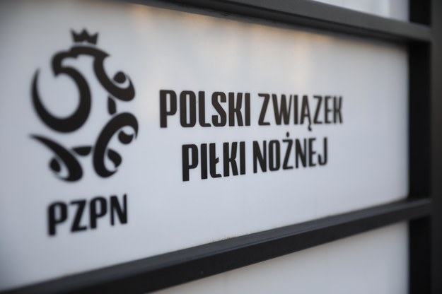 Logo Polskiego Związku Piłki Nożnej /Leszek Szymański /PAP