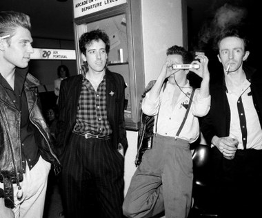"London Calling" The Clash. "Aż chce się walić głową w mur"