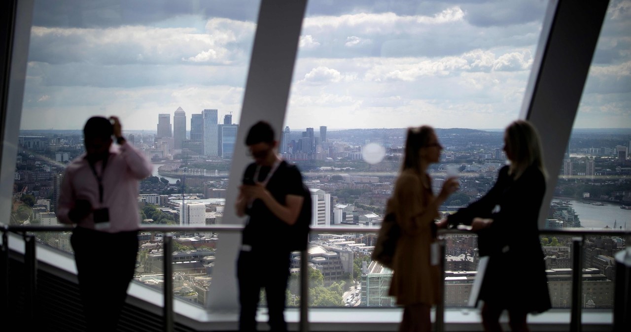 Londyn chce zarabiać na śwatowym kapitale /AFP