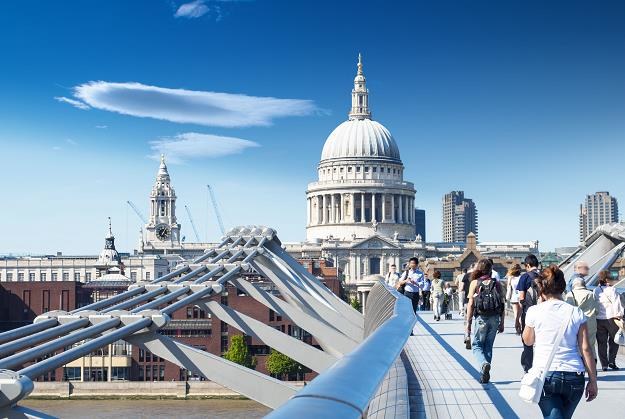 Londyn, katedra świętego Pawła, Millennium Bridge /&copy;123RF/PICSEL