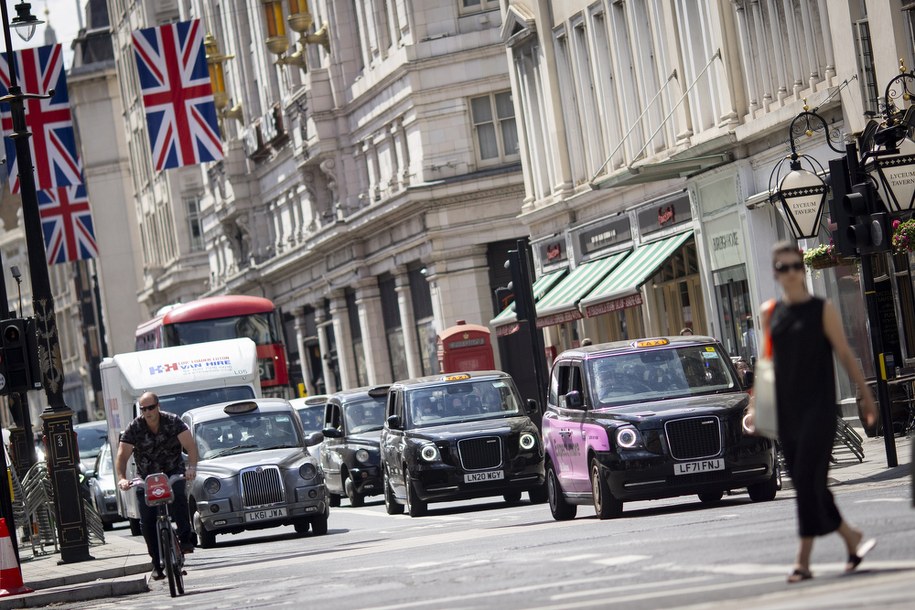Londyn na zdjęciu ilustracyjnym /Tolga Akmen /PAP/EPA