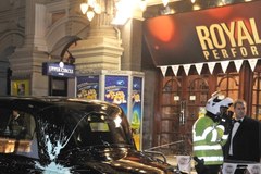 Londyn: Protestujący studenci zaatakowali samochód księcia Karola