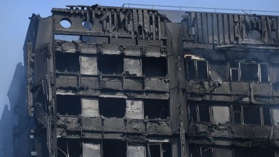 Londyn: Wzrosła liczba ofiar pożaru wieżowca Grenfell Tower 