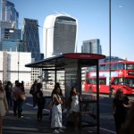 Londyn zmienia zdanie i jednak podniesie podatki. Jedną z przyczyn jest Brexit