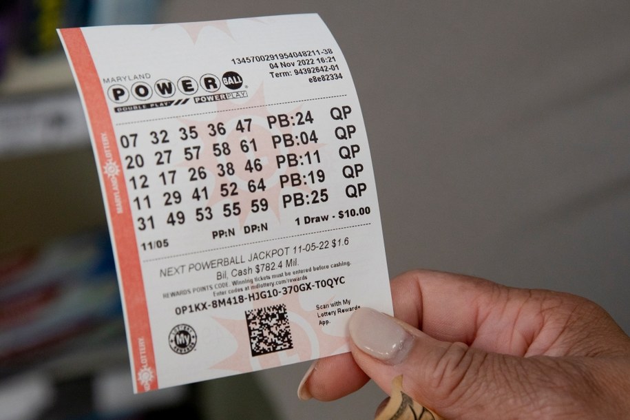 Los na loterię Powerball /MICHAEL REYNOLDS    /PAP