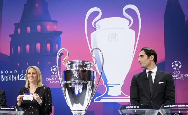 Losowanie par 1/8 finału Ligi Mistrzów: Lewandowski zagra w Londynie, Milik i Zieliński w Barcelonie