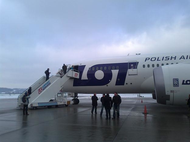 LOT otrzymał właśnie certyfikat, który uprawnia go do wykonywania lotów pasażerskich Dreamlinerem /INTERIA.PL