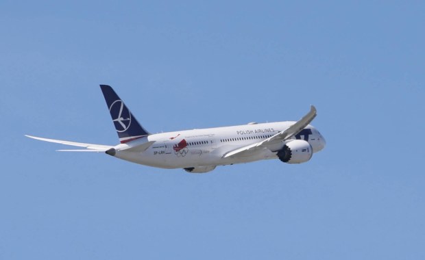 LOT wznowi loty krajowe: Sprawdź nowe rygorystyczne zasady bezpieczeństwa dla pasażerów