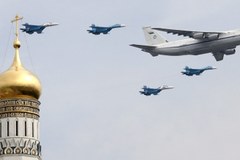 Lotnicze ćwiczenia nad Moskwą