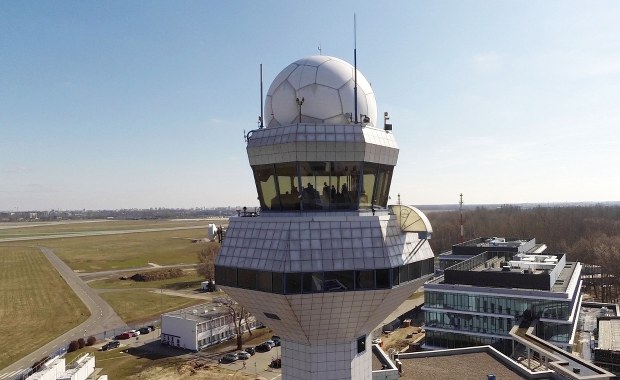 Lotnisko Chopina da się ocalić? Rząd zamawia nowe analizy