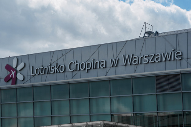 Lotnisko Chopina w Warszawie /Shutterstock
