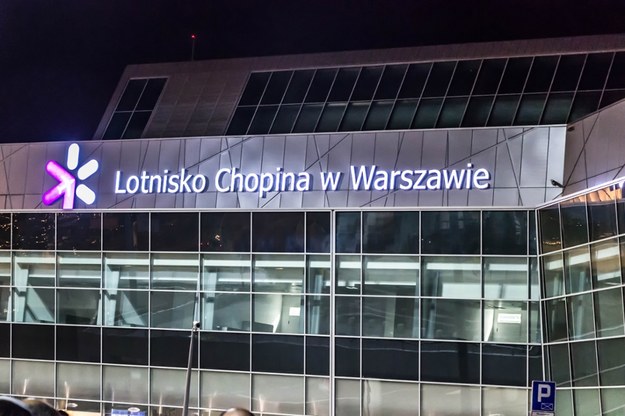 Lotnisko Chopina w Warszawie /Shutterstock