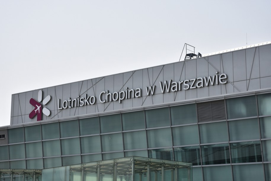 Lotnisko Chopina w Warszawie /Shutterstock
