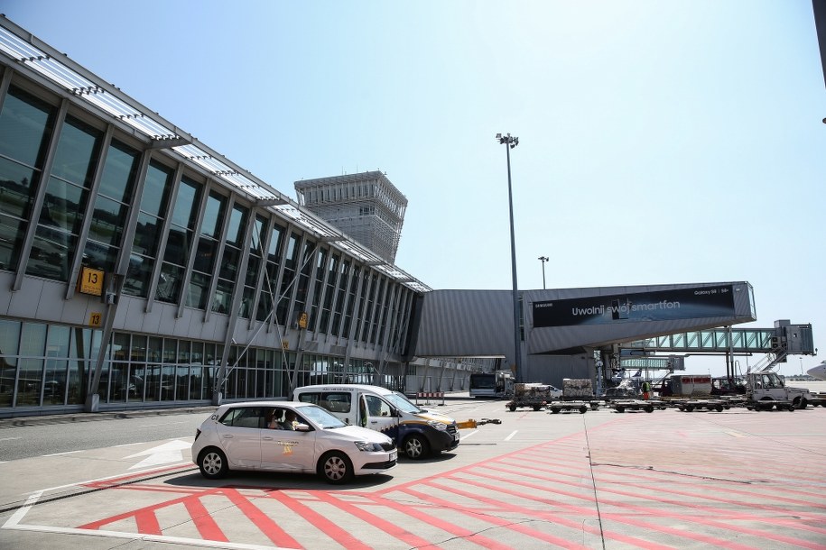 Lotnisko im. Fryderyka Chopina w Warszawie (zdj. arch.) /	Rafał Guz   /PAP