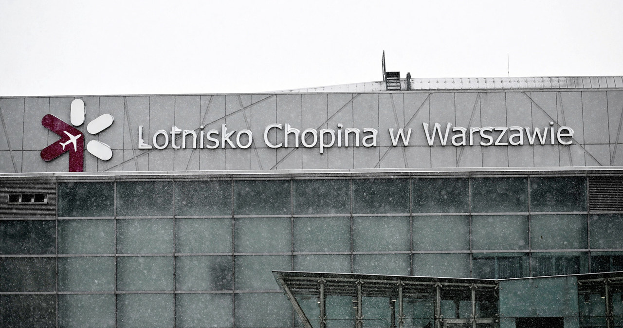 Lotnisko im. Fryderyka Chopina w Warszawie. /Mateusz Jagielski/East News /East News