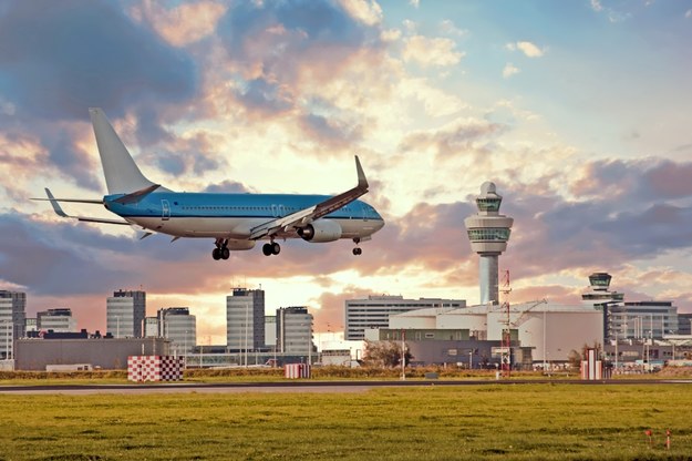 Lotnisko Schiphol /Shutterstock